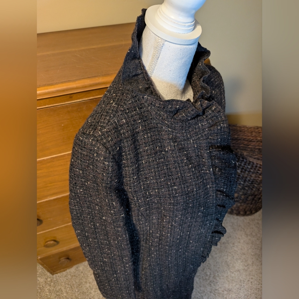 DKNY Women’s Sz 12 Ruffled Black & White Tweed Wool Blend Lined Coat DKNY Coat - Picture 8 of 13